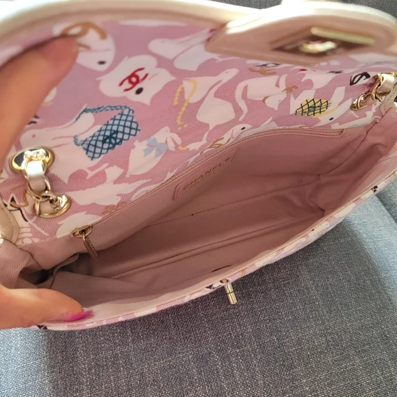 The cutest pink Chanel - Picture 9 of 11